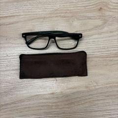 眼鏡 がiLostで IKEA Liège によって報告されました