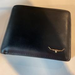 Wallet Op naam van ompraat, as reported by Gemeente Amsterdam using iLost