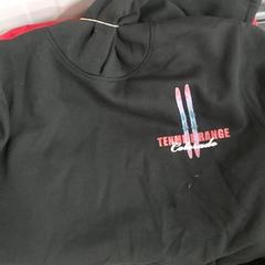 Kleding Trui, amint azt Centraal magazijn az iLost segítségével jelentette.