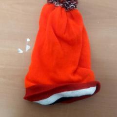 Kalap, amint azt Grand Hotel Amrath Kurhaus az iLost segítségével jelentette.