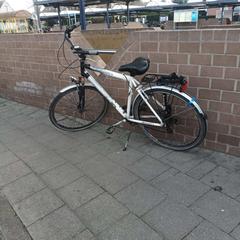 Bicicleta masculina Onbekend wit, segons ha informat Fietsdepot mitjançant iLost