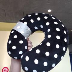 Kussen, zoals gemeld door MEININGER Hotel Lyon Centre Berthelot met iLost