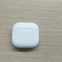 Elektronika Draadloze oortjes, amint azt Regio Limburg - Leuven az iLost segítségével jelentette.