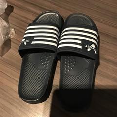 Koupelnové pantofle Sport zwart, jak nahlášeno Van der Valk Hotel Zwolle pomocí iLost