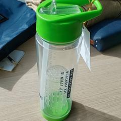 Trinkflasche, gemeldet von Regio Limburg - Leuven über iLost