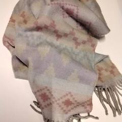 Schal, gemeldet von Gemeente Puurs-Sint-Amands über iLost