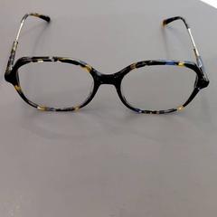 Ulleres, segons ha informat IKEA Nantes mitjançant iLost