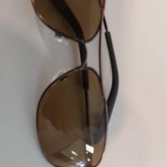 Des lunettes de soleil, a été signalé par Regio West-Vlaanderen utilisant iLost
