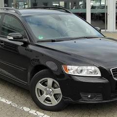 Nummerbord van zwarte Volvo V50 an iLost gemeldet