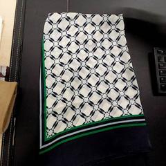 Foulard, a été signalé par IKEA Orléans - Ardon utilisant iLost