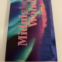 Maquillatge palette, segons ha informat IKEA Mons mitjançant iLost