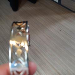 Zelveren armband がiLostに報告されました