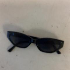 Sunglasses, as reported by Artis using iLost