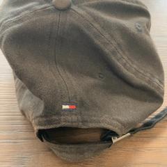 Casquette, a été signalé par Movie Park Germany utilisant iLost