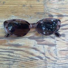 Oval Sunglasses, zoals gemeld door Best Kept Secret 2025 met iLost