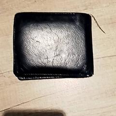 Portefeuille, a été signalé par Centraal magazijn utilisant iLost