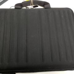 노트북 가방 - Silva Nogueira, iLost를 사용하여 Centraal magazijn에 보고됨