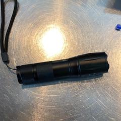 Lampa, rapporterat av MEININGER Hotel Heidelberg Hauptbahnhof med iLost