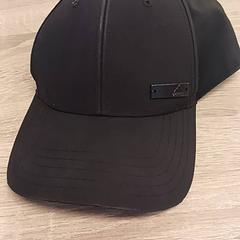 Gorra de beisbol Adidas, segons ha informat EBS Spijkenisse mitjançant iLost
