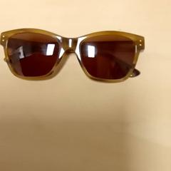 색안경, iLost를 사용하여 Mövenpick Hotel Amsterdam City Centre에 보고됨