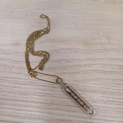 Nyaklánc, amint azt IKEA Liège az iLost segítségével jelentette.