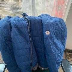 Jaqueta Blauw, segons ha informat Haven Hotel Rotterdam mitjançant iLost