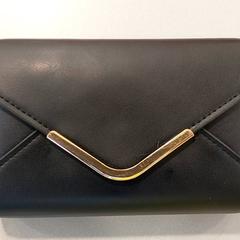 Peňaženka Kesete, ako bolo nahlásené Regio Limburg - Leuven pomocou iLost