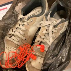 Sko & Ørepropp basket ecut, som rapportert av MEININGER Hotel Marseille Centre la Joliette ved bruk av iLost