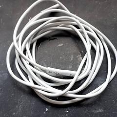 Kabel Wit, zoals gemeld door Arriva Limburg Zuid met iLost