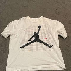 Sack Shirt, gemeldet von Van der Valk Hotel Deventer über iLost
