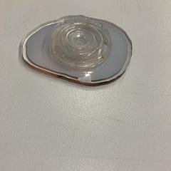 吸盤 がiLostで IKEA神戸 によって報告されました