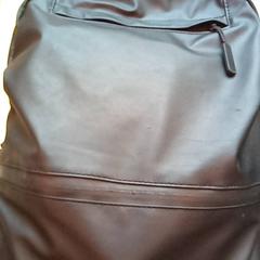 Rugtas Zwart がiLostで Arriva Den-Bosch によって報告されました