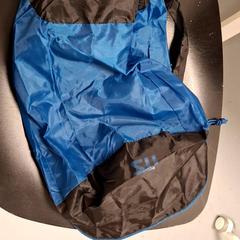 Sac à dos, a été signalé par IKEA Paris - Italie Deux utilisant iLost