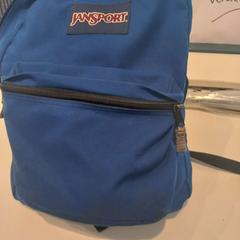 Mochila Blauw jansort, ha sido reportado por Arriva Limburg Zuid con iLost