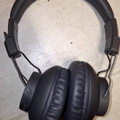 İLost kullanarak Qbuzz DMG tarafından bildirildiği gibi Kulaklıklar grijs