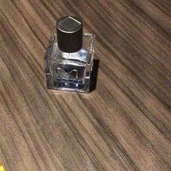 Perfum, segons ha informat Van der Valk Hotel Zwolle mitjançant iLost