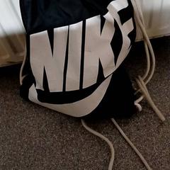 Rugzakje nike - Hassan, segons ha informat Centraal magazijn mitjançant iLost