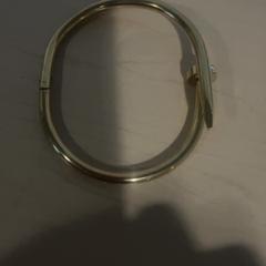 Eskumuturra, gisa salatu by Jaarbeurs iLost erabiliz