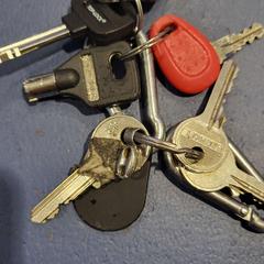 キーホルダー がiLostで Gemeente Waalwijk によって報告されました