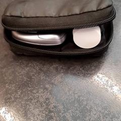 Tasje Met medicijnen, ha sido reportado por Rotterdam The Hague Airport con iLost