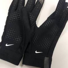 Kleding - Handschoenen Zwart، كما تم الإبلاغ عنه بواسطة Centraal magazijn عبر iLost