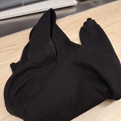 Luvtröja hoodie, rapporterat av IKEA Älmhult med iLost