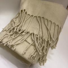 マフラー がiLostで IKEA鶴浜 によって報告されました