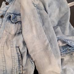 Spijkerjas, gisa salatu by Breng Nijmegen iLost erabiliz