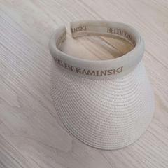 Visière / casquette beige, a été signalé par IKEA Liège utilisant iLost
