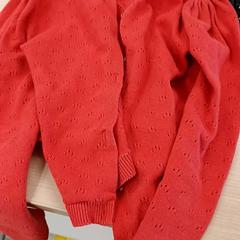 Gilet per bambini Rouge en laine, come riportato da IKEA Brest Guipavas utilizzando iLost