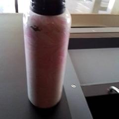 Thermos fles, jak nahlášeno Apenheul pomocí iLost