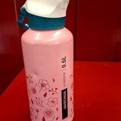 Gourde quechua, gisa salatu by IKEA Nice Saint Isidore iLost erabiliz