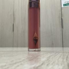 Lápiz labial, ha sido reportado por Hotel van der Valk Maastricht con iLost