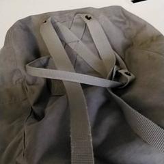 Zaino Grijs, come riportato da Regio Antwerpen - Brussel utilizzando iLost